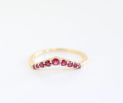 RUBY RING IN 18K GOLD