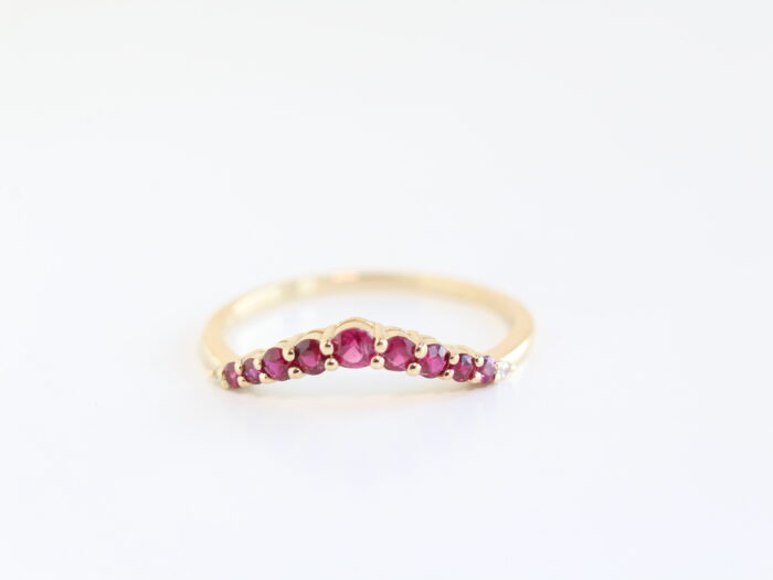 RUBY RING IN 18K GOLD