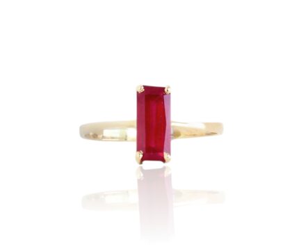 NATURAL RUBY RING 18K